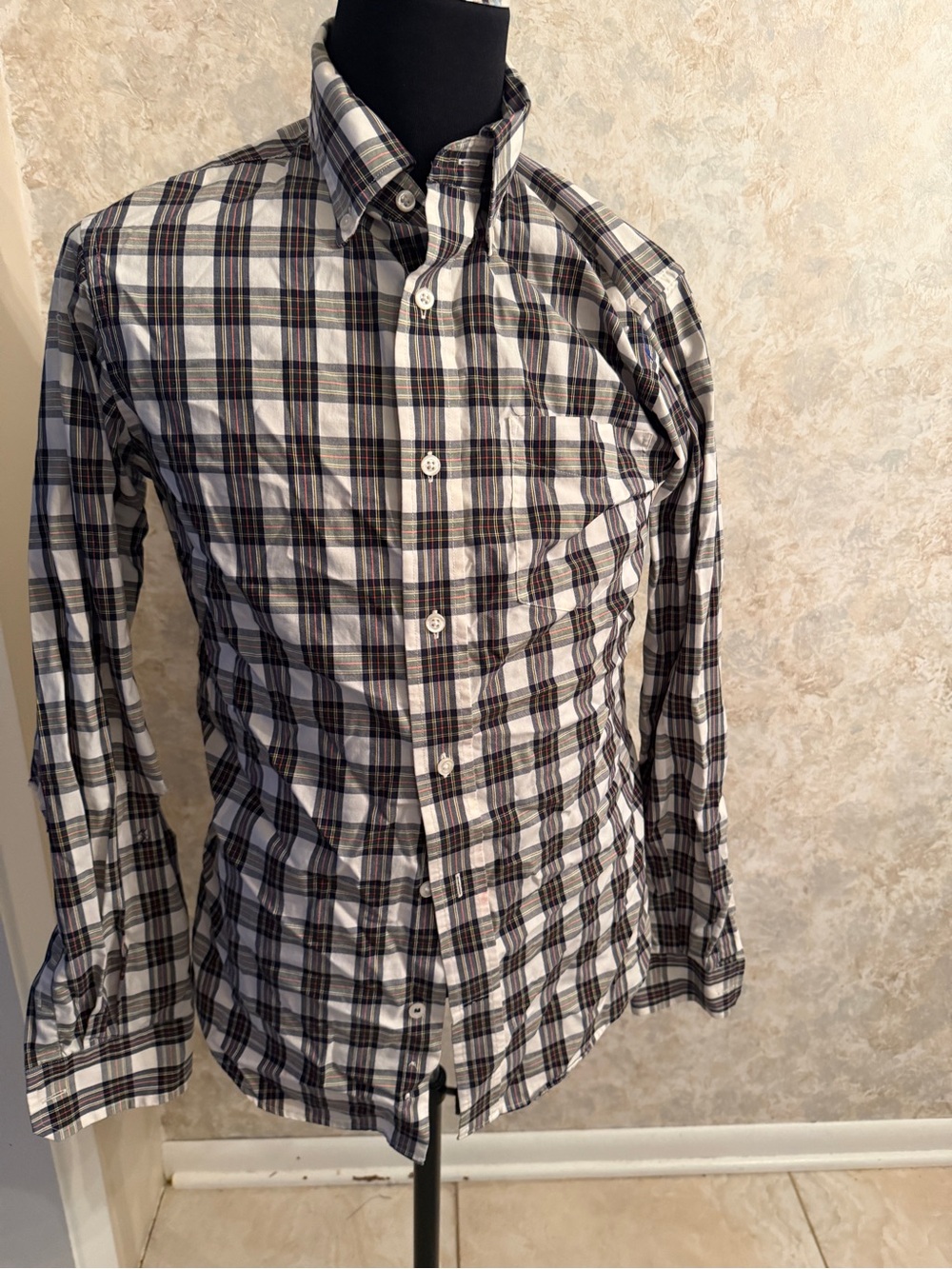 Nautica Men's Black and White Plaid Button-Down Shirt